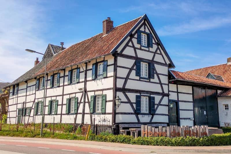 Bnb Het Geluk Van Limburg Мехелен Экстерьер фото