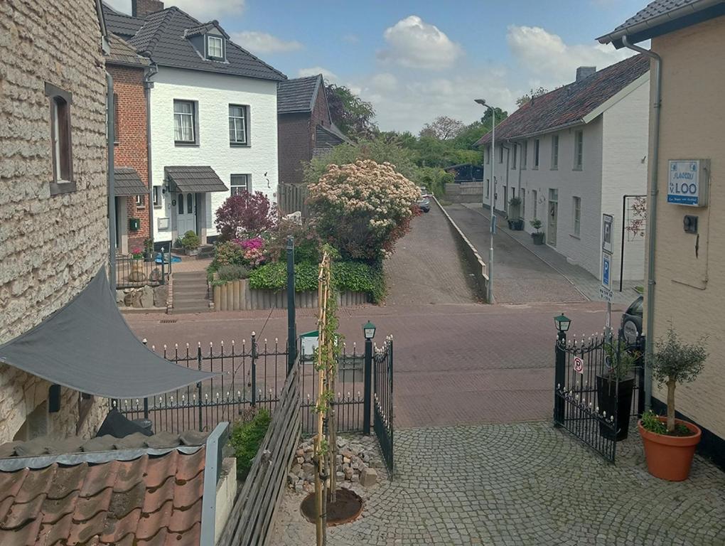 Bnb Het Geluk Van Limburg Мехелен Экстерьер фото